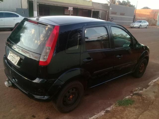 Vendo Ford fiesta 10/11 ( aceito moto) - Foto 3
