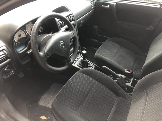 Astra Sedan 2010 - Foto 8