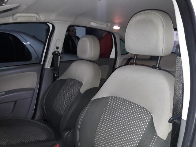 Grand siena essence 1.6 ano 2015 placa i completo roda de liga som usb air bag abs - Foto 8