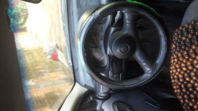 Carro Corsa Sedan - Foto 4