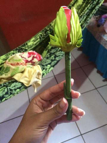 Linda caneta em formato de rosas - Foto 2