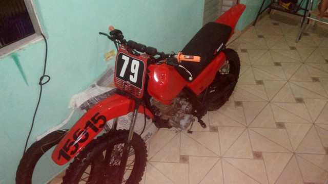 Moto de trilha
