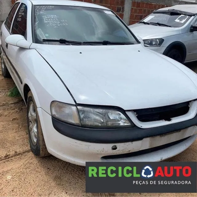 Sucata de Vectra GLS 1.8 1998. Para retirada de peças Leia a descrição