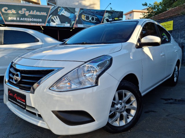 NISSAN VERSA SV 1.6 2017 COMPLETO AUTOMÁTICO