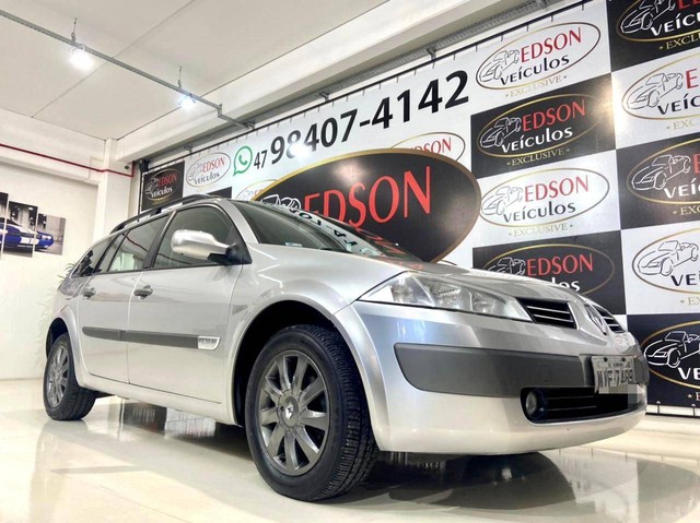 MÉGANE 2011/2011 1.6 DYNAMIQUE GRAND TOUR 16V FLEX 4P MANUAL