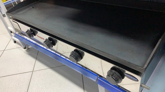 Chapa a gás 120cm