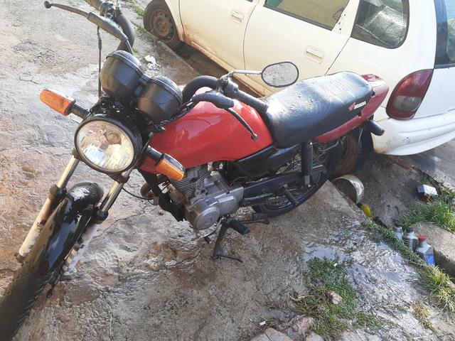 Vendo ou troco titan 96 tudo em dias tudo ok - Foto 4