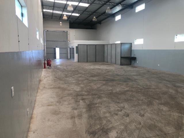Barracão 484 m² - Foto 17