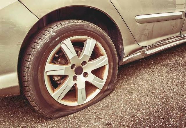 Pneu Furado Carro e Moto - Inflator Para Selar e Inflar o Pneu - Foto 13