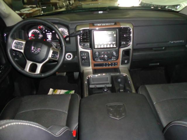 Dodge Ram 2500 LARAMIE 6.7 CD 4X4 - Foto 4