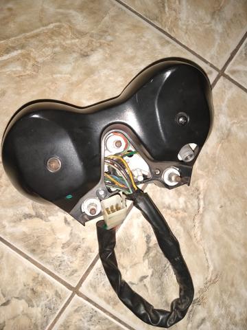 Vendo painel cg 150 e caixa trio mais grave de 1500 rms - Foto 3