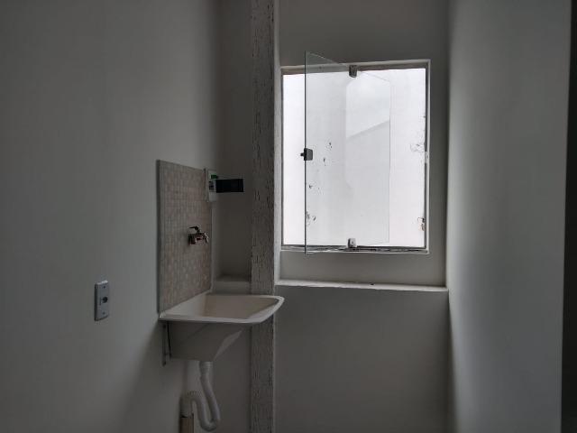 Kitnet com ótima localização - Foto 8