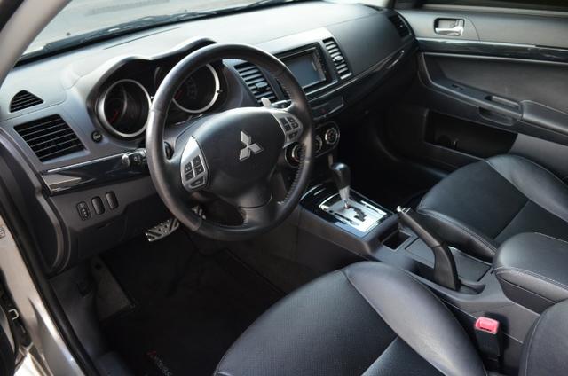 Lancer 2.0 - Teto Solar - Rodas aro 18" - Central Multimídia - Foto 12