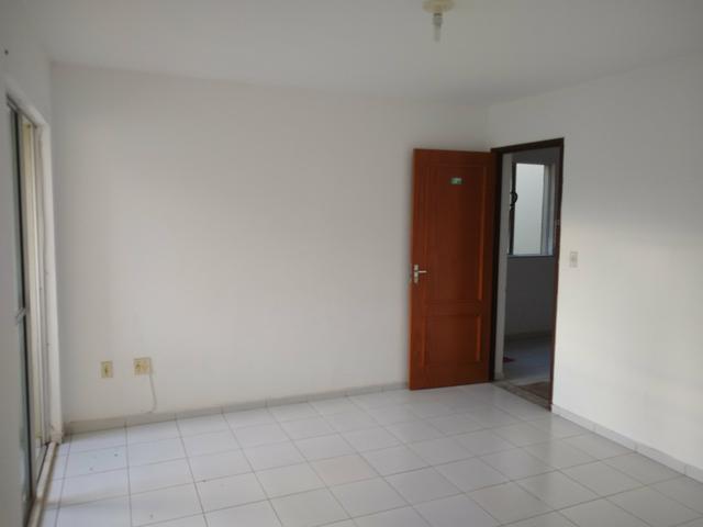 Alugo apto 2/4 com 2 banheiros (1suíte) rua Dep.Luís Rocha na V Fialho - Foto 6