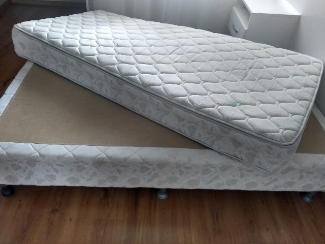 Conjunto cama box solteiro + cabeceira e criado - Foto 2