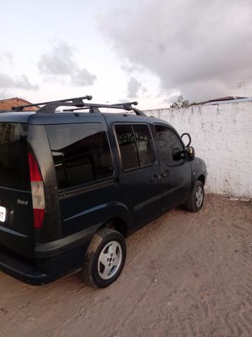 Vende se ou troca Doblo Elx 1.6 16v de 7 lug - Foto 5