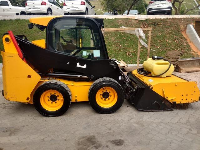 Minicarregadeira jcb SSL155 - Foto 4