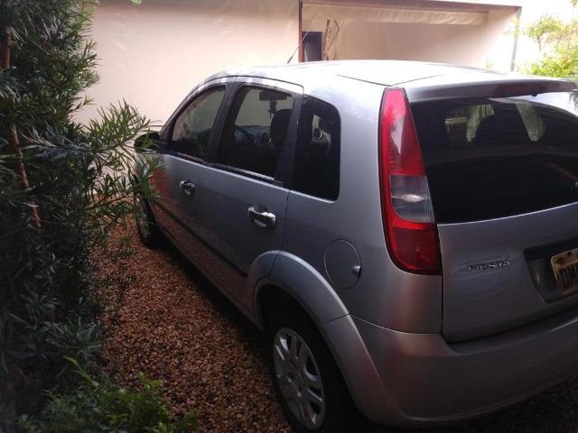 Vendo - Fiesta Hatch 2005 1.0 - Foto 4