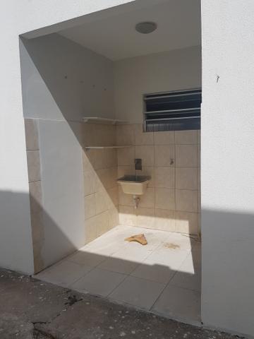 Casa duplexcom armários projetados, condomínio com apenas 8 casas - Foto 6