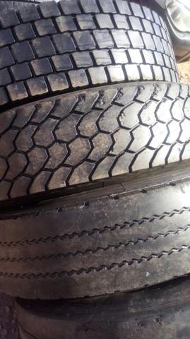 Pneus 1000x20 e 925/80x22 Aro 20 e 22 Leia Anuncio