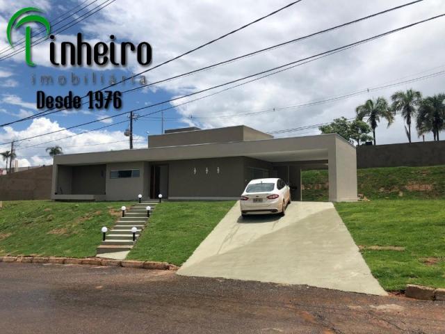Casa de condomínio à venda com 3 dormitórios cod:PINOURO