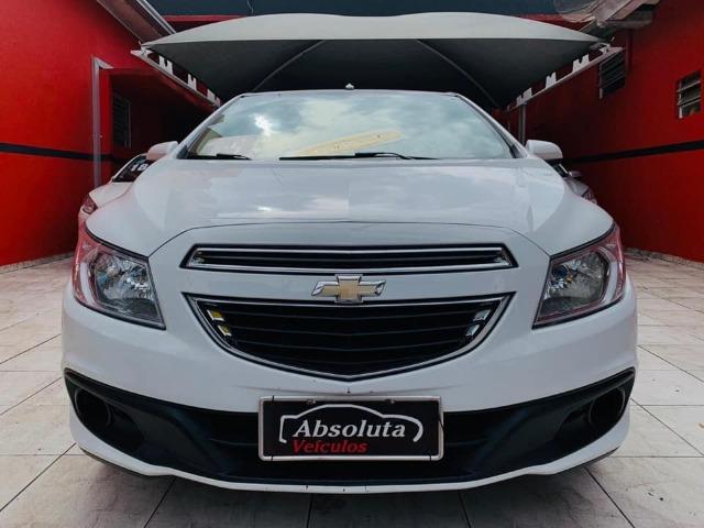 Onix 2013 lt 1.0 flex completo + kit multimídia, carro impecável !!!