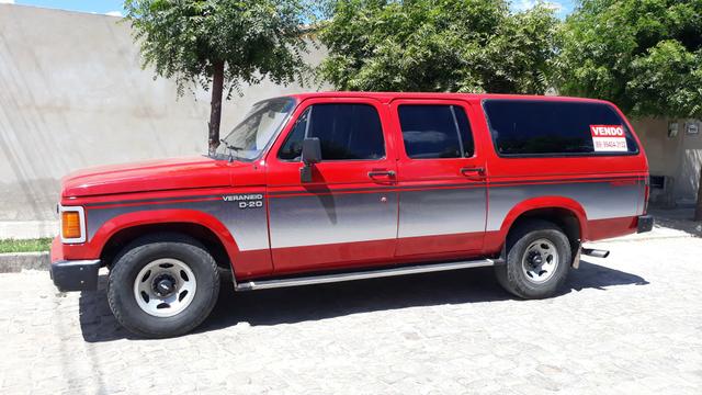 D 20 Veraneio -12 Lugares + bagageiro/Diesel - Motor Pericles 4cc /1991 -Ar Condicionado - Foto 3
