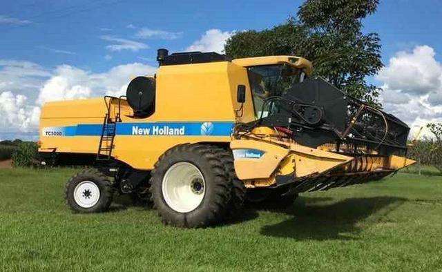 Colheitadeira New Holland TC 5090 - Foto 5