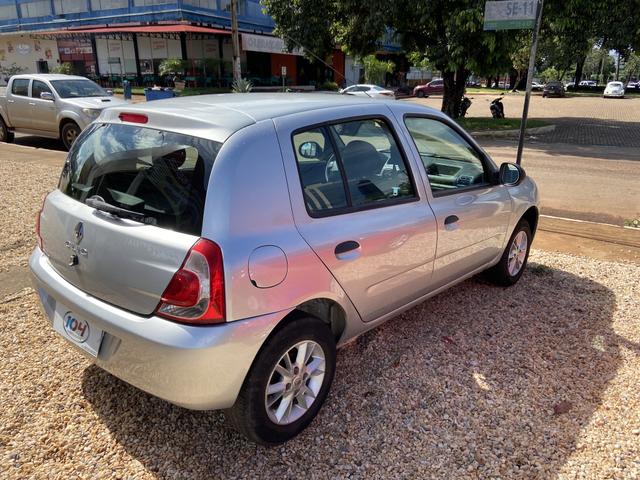 Clio 1.0 - Foto 4