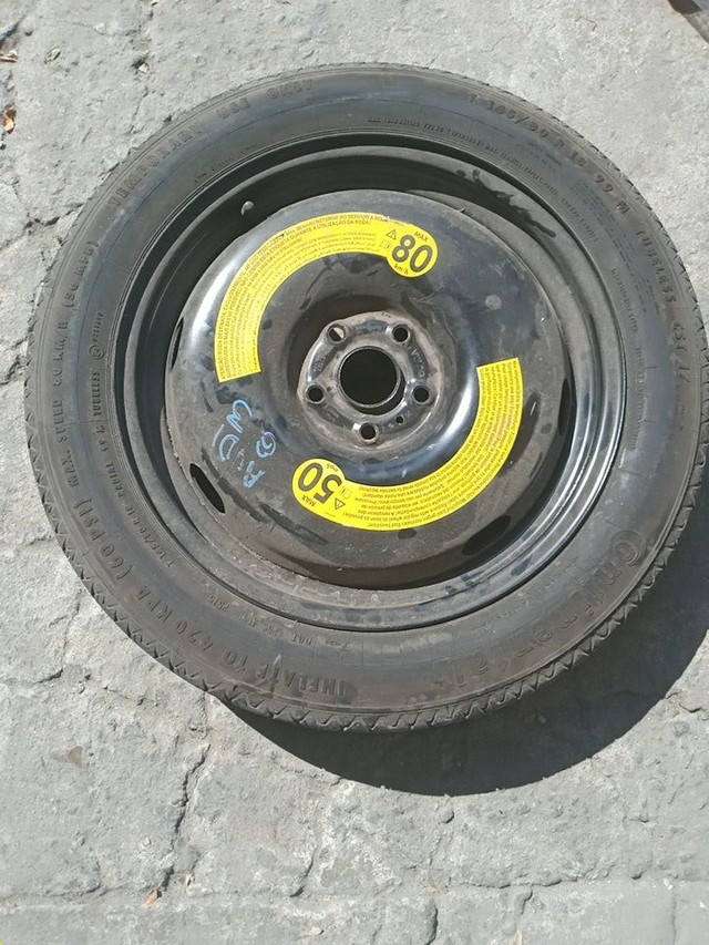 Estepe fino de Audi Q3 zero