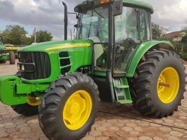 Jhon Deere 6110J