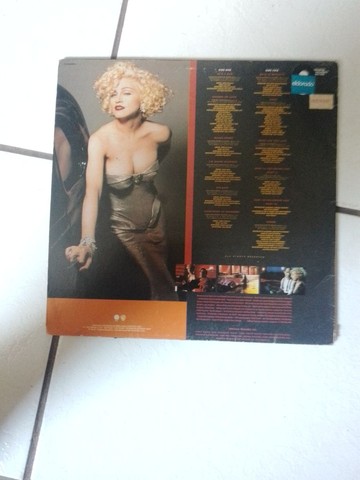 Madonna disco vinil antigo  120$ - Foto 2