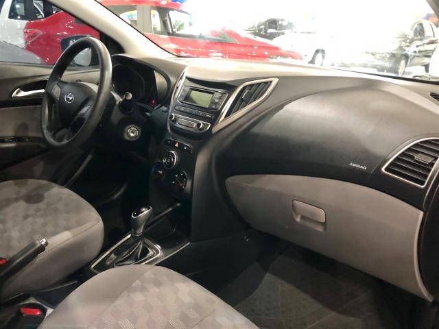 HYUNDAI HB20S 2016/2016 1.6 COMFORT PLUS 16V FLEX 4P AUTOMÁTICO - Foto 8