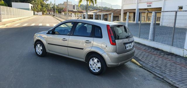Fiesta Hatch SE 1.0 2014 - Foto 14