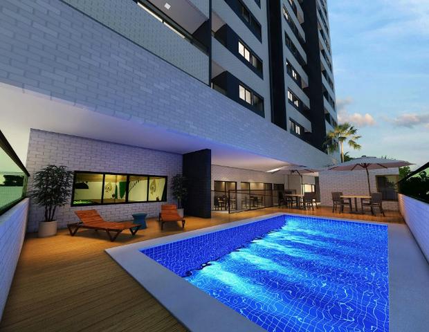 Apto na Ponta Verde de 86 m², varanda, 3 quartos + DCE, 2 vagas, área de lazer,só 534 mil!
