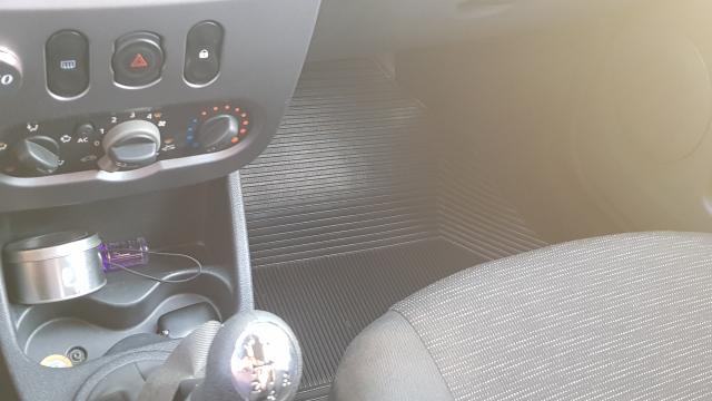 Renault Logan Exp 2011 - Foto 7