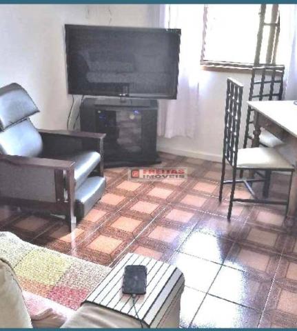 Excelente localização, com farto comércio e condução,primeira quadra. casa linear com dois - Foto 16