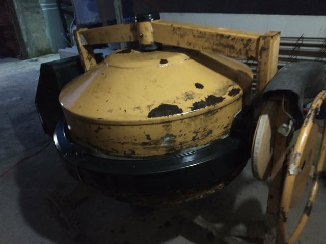 Reparo de torneira 400 l menegotti com motor 110/220 2cv semi-nova - Foto 3