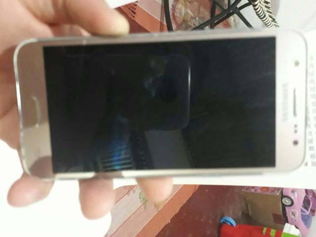 Celular j5