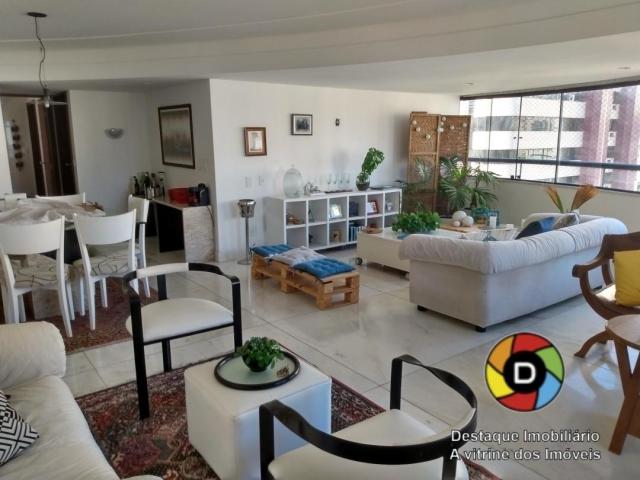 Apto com 4 quartos, sendo 3 suítes no bairro de petrópolis com 180 metros - Foto 2