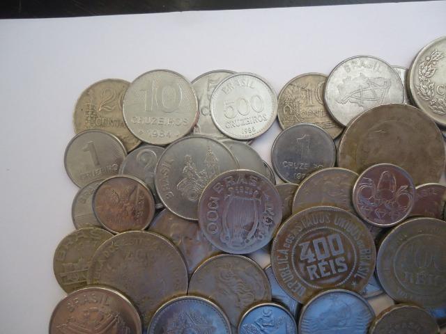 50 moedas antigas nacionais variadas colecionadores - Foto 2