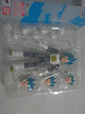 Vegeta SSJ S.H. Figuarts - Foto 4