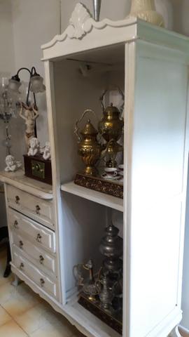Armário vitrine