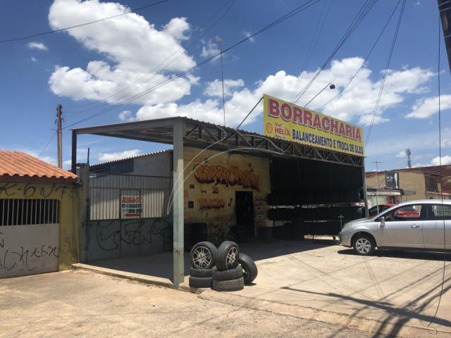 Casa comercial e residencial
