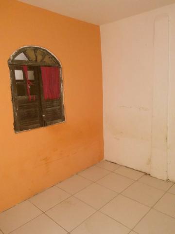 Vendo 2 casas (Frente e fundo) Leia a descrição - Foto 5