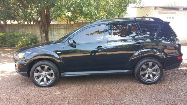 Outlander 3.0 gt 2011 - Foto 3