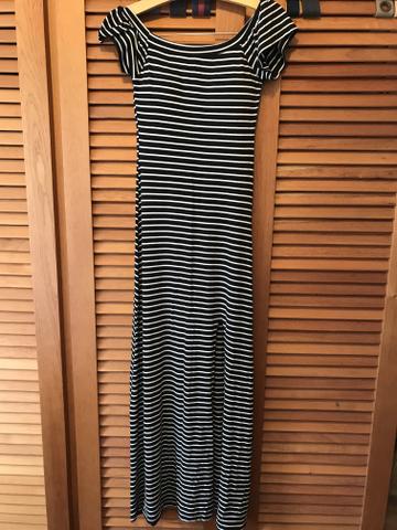 Vestido longo listrado