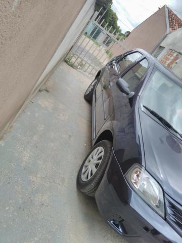 Renault Logan - Foto 3