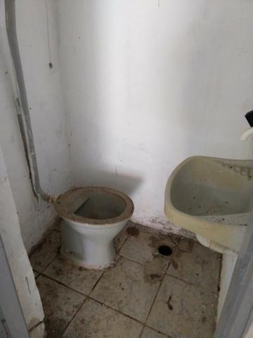 Alugo ótima casa na Rua Tiradentes - Foto 12