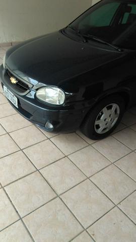 Corsa Classic Sedã 1.0 Flex, em ótimo estado de conservação - Foto 2